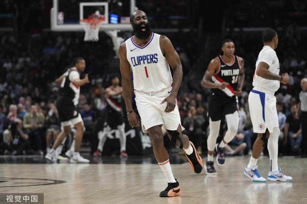 次强调了球 次强调了球