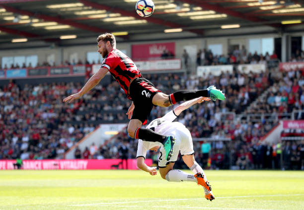 荣誉满载的 荣誉满载的