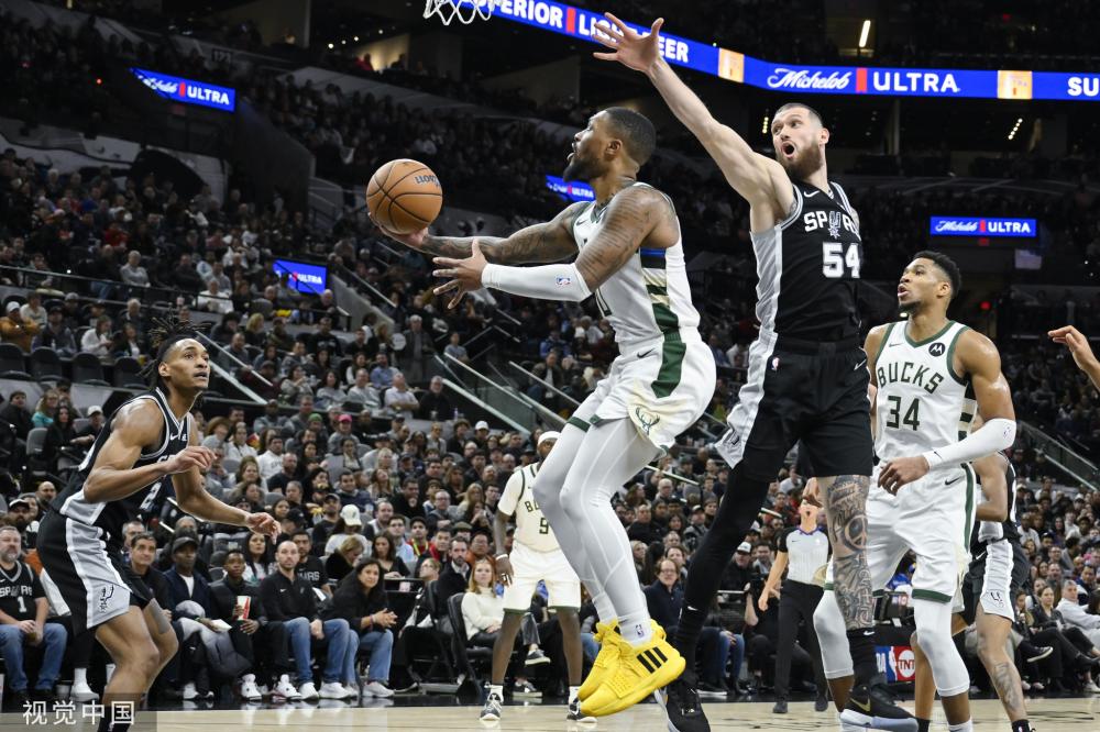 引发了球迷 引发了球迷